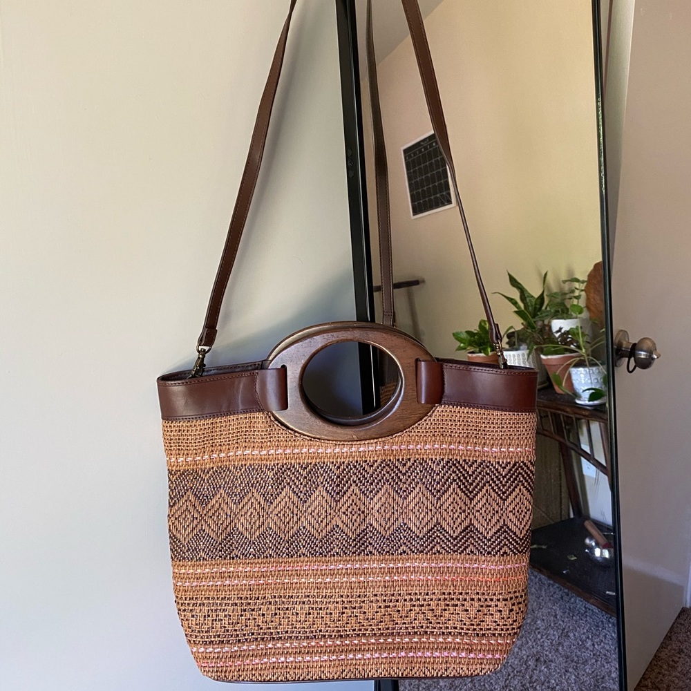 Fossil Straw Cross Body